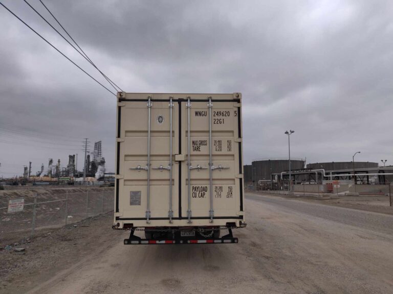 20 FT Standard One Trip Container Port Rear View