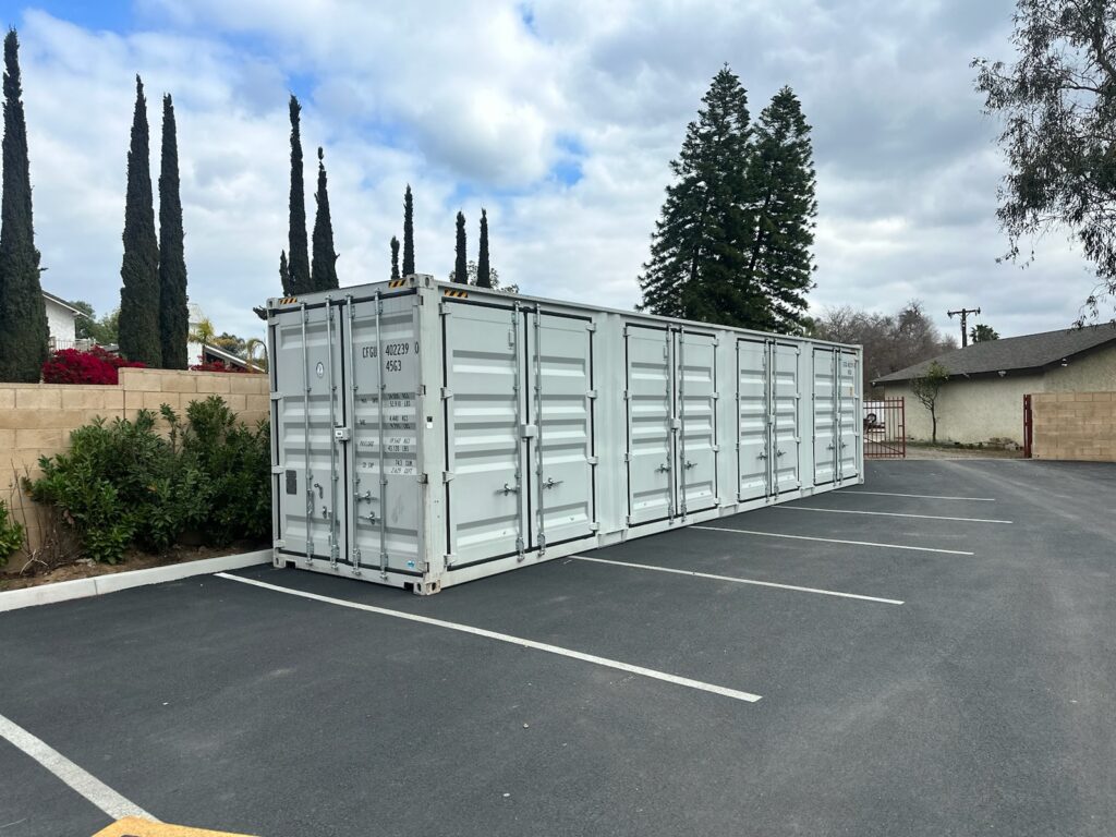 40 FT High Cube Four Side Doors One Trip Container Side View