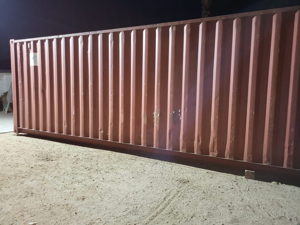 40 FT High Cube Used WWT Container Side View
